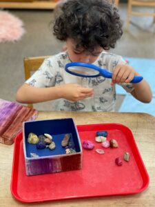 Inside Escuela: Montessori Materials &#8211; Learning Through Exploration